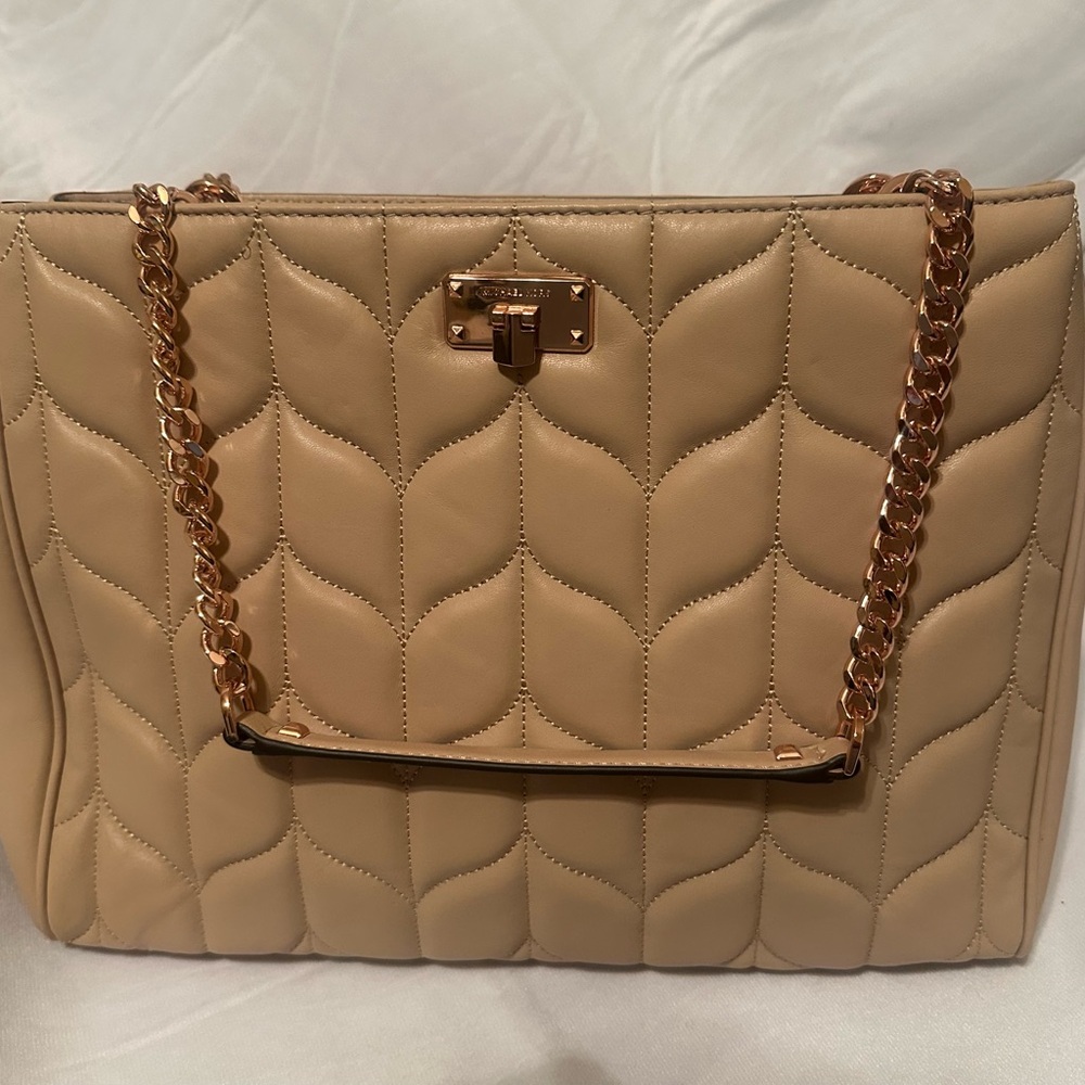 MICHAEL Michael Kors rose pink Shoulder Bag with rose Gold Chain